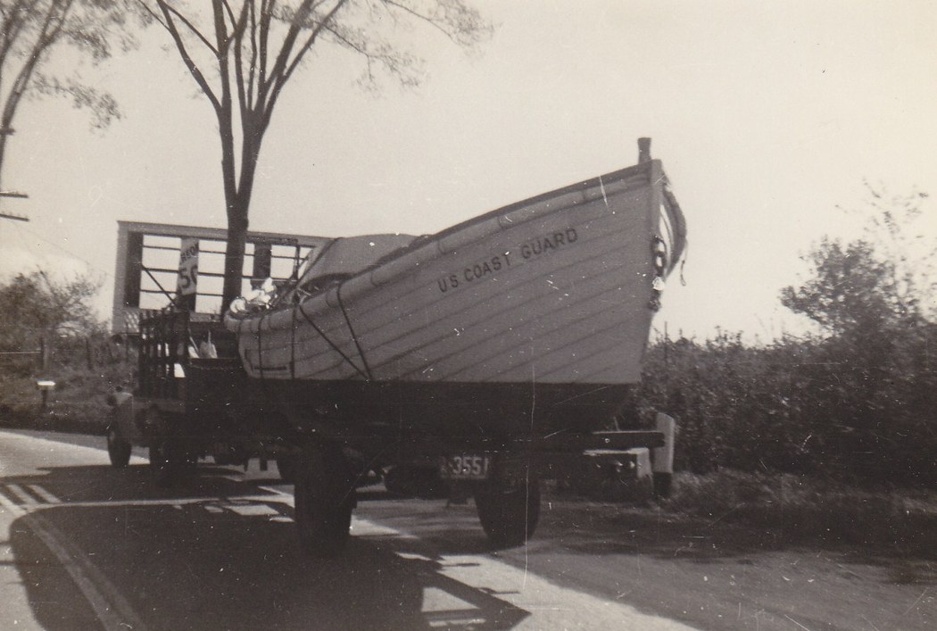 Coast-Guard-rescue-boat.jpg