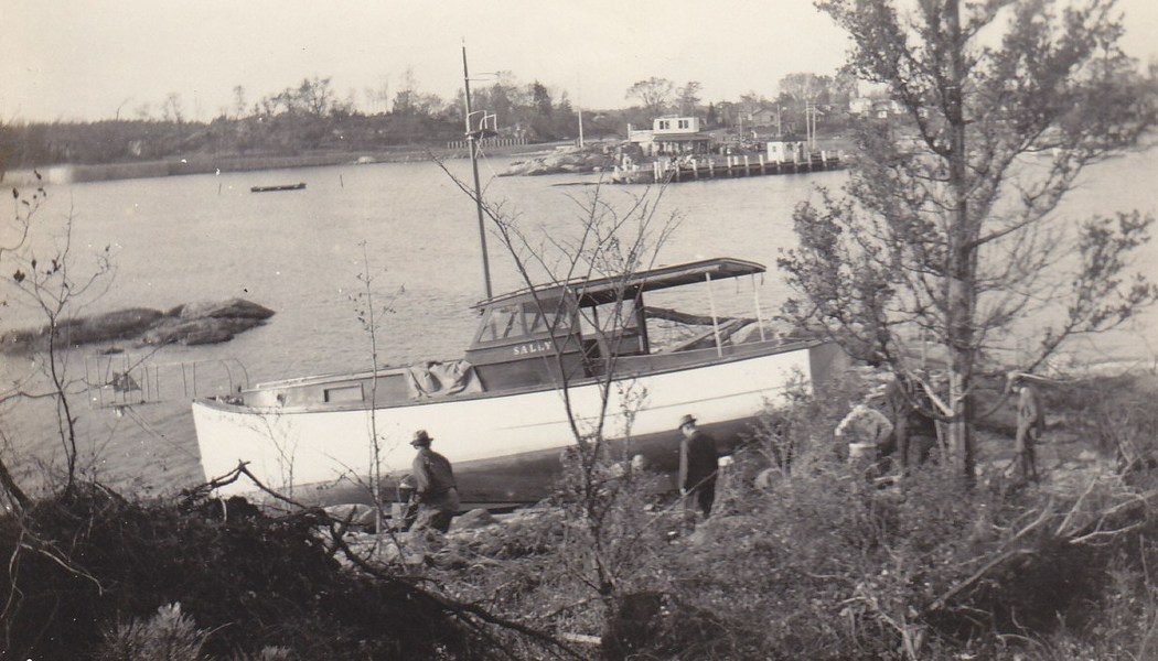 boat-Sally-at-Pawson-Park.jpg