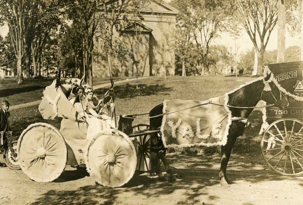 1909-Carnival-Helen-Haldeman-&-Laura-Tenney.jpg