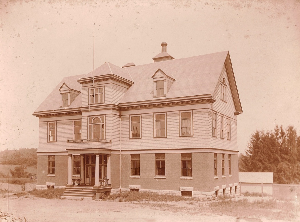 128 Andrews.jpg