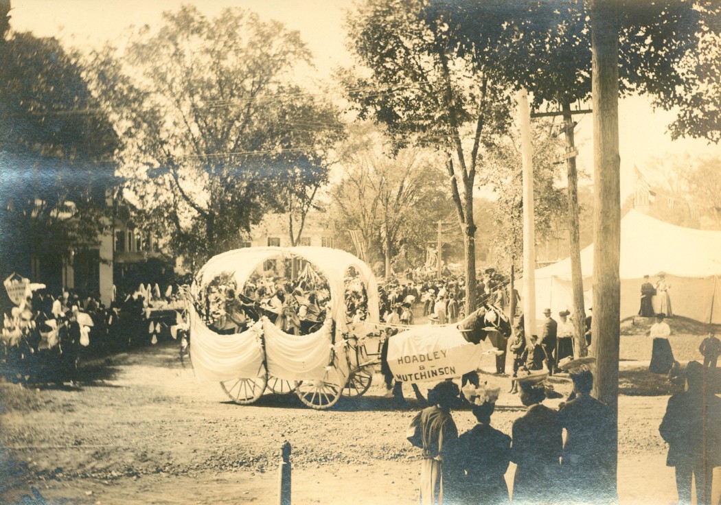 1906-Carnival-Hoadley-&-Hutchinson-1.jpg