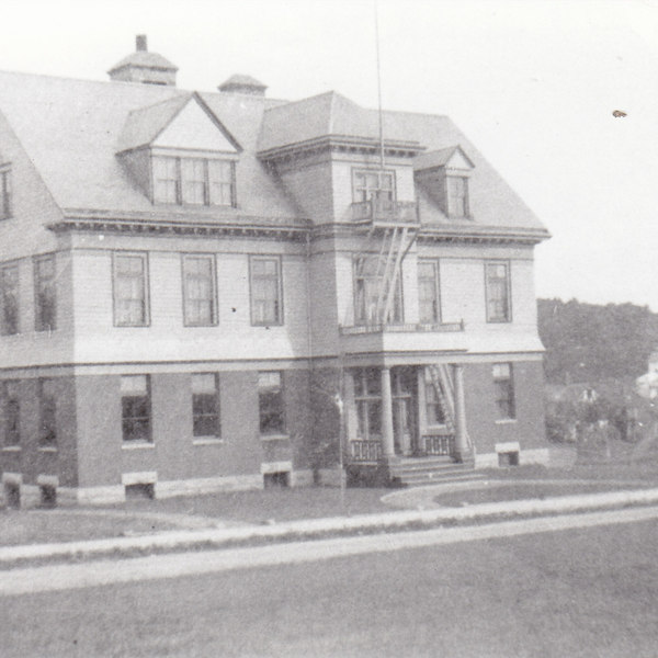 Laurel Street School