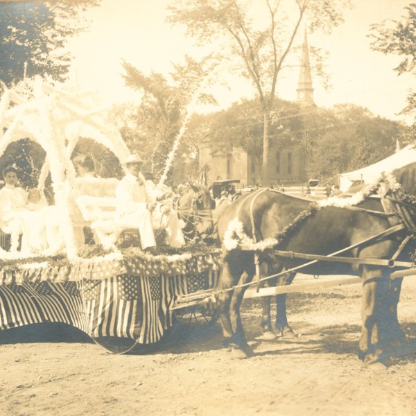 1906 Carnival: Elon Bragg and Mrs. Bragg with Grandchild