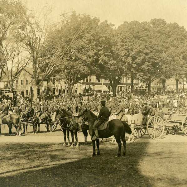 1910-Carnival-Branford-Battery.jpg