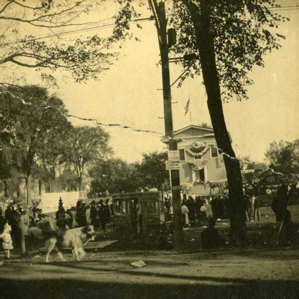 1905-Carnival-Town-Hall.jpg