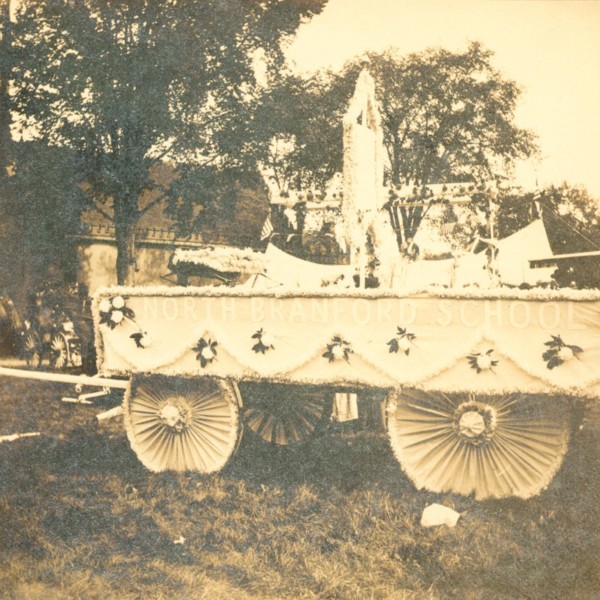 1906-Carnival-North-Branford-School.jpg