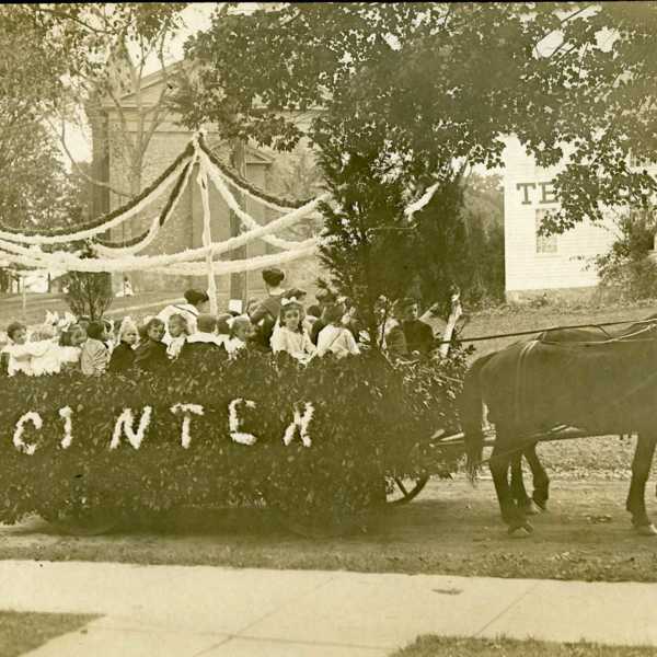 1910-Carnival-Center-School-float-3.jpg