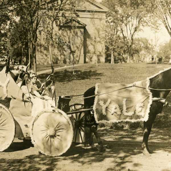 1909-Carnival-Helen-Haldeman-&-Laura-Tenney.jpg