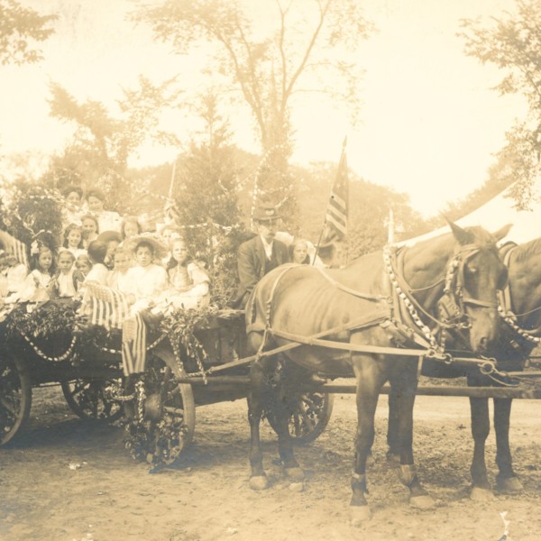 1906-carnival-Center-School.jpg