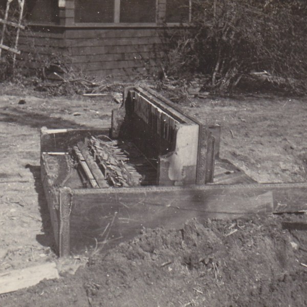 Mrs.-George-Fouser's-piano.jpg