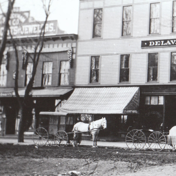 Hosley Block, Delavan House, 1018 Main Street