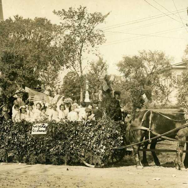 1909-Carnival-Center-School-float.jpg