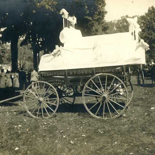 1905-Carnival-Samuel-A-Griswold-Store-float.jpg